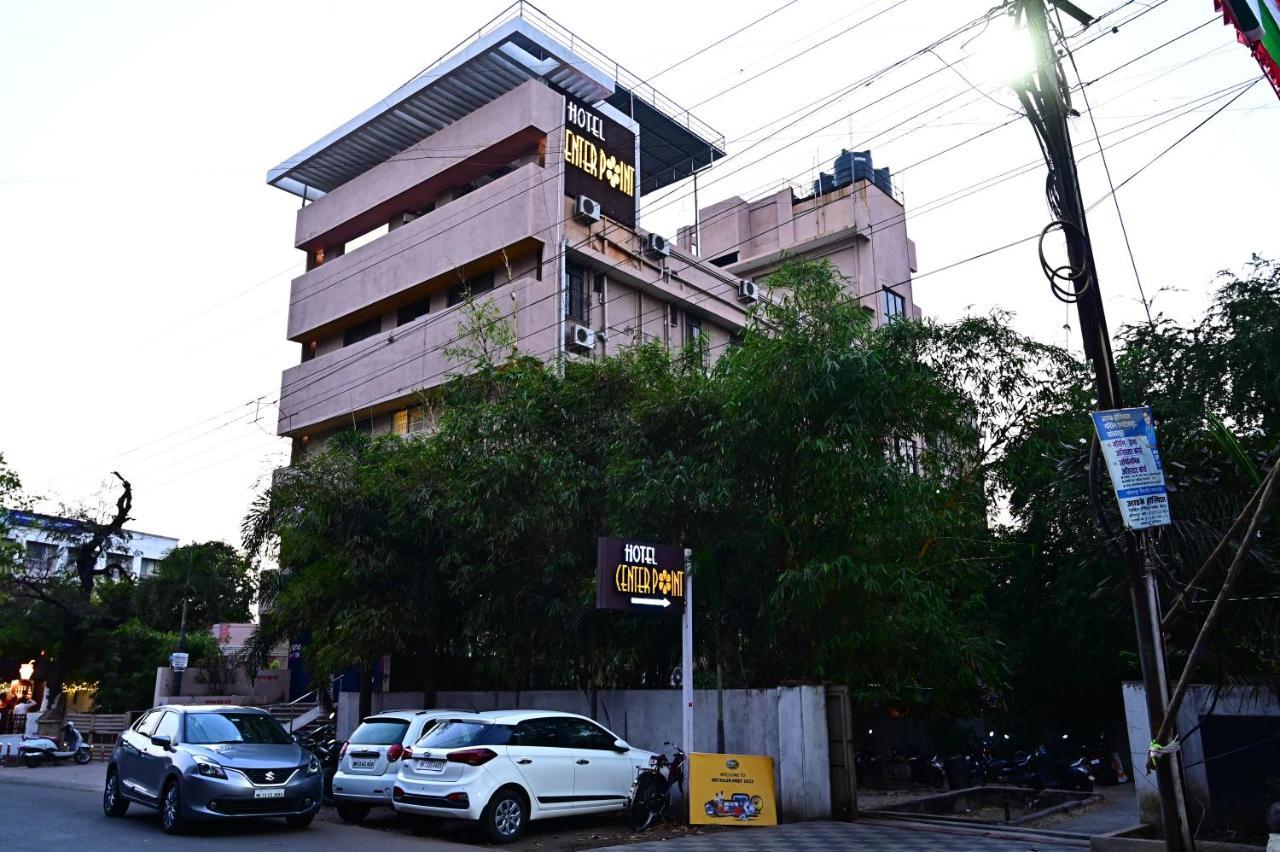 Hotel Center Point Solapur Bagian luar foto