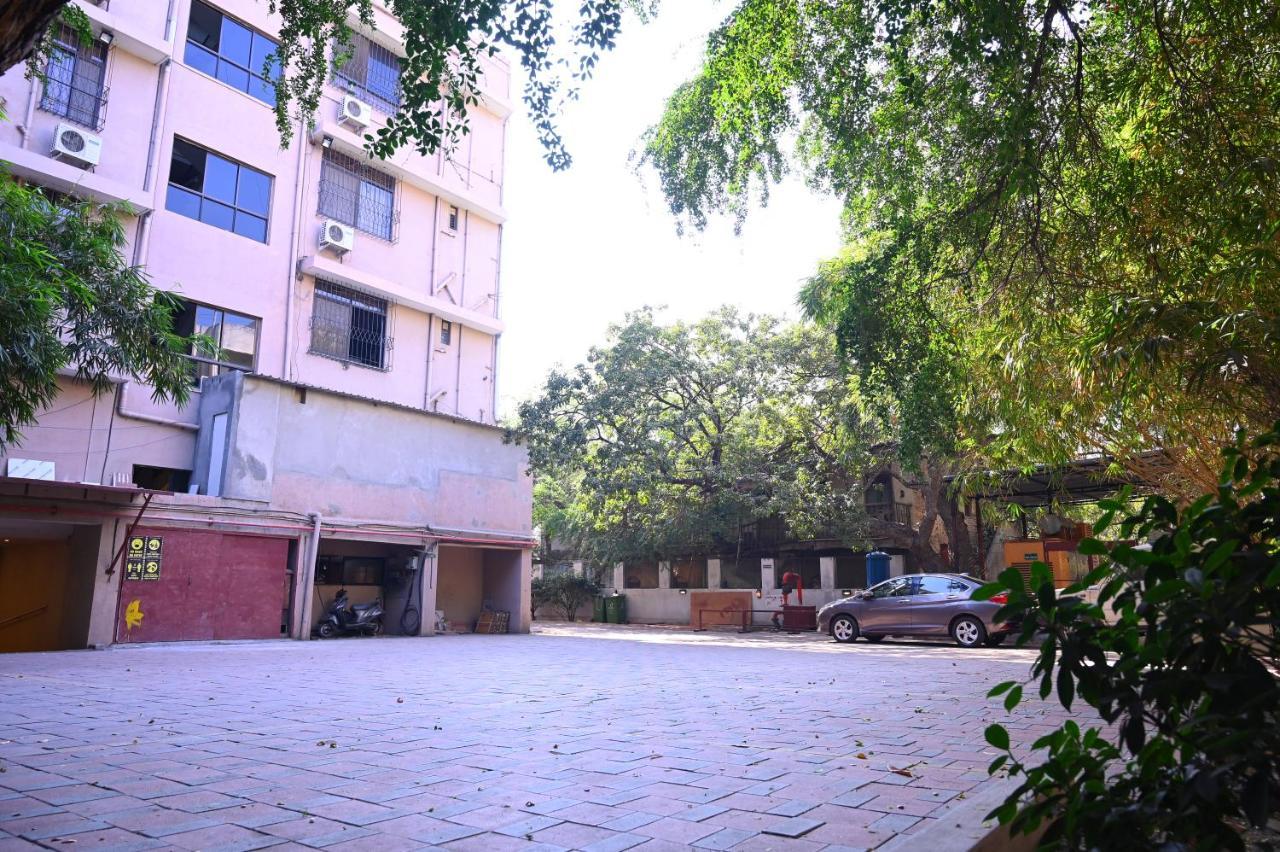 Hotel Center Point Solapur Bagian luar foto